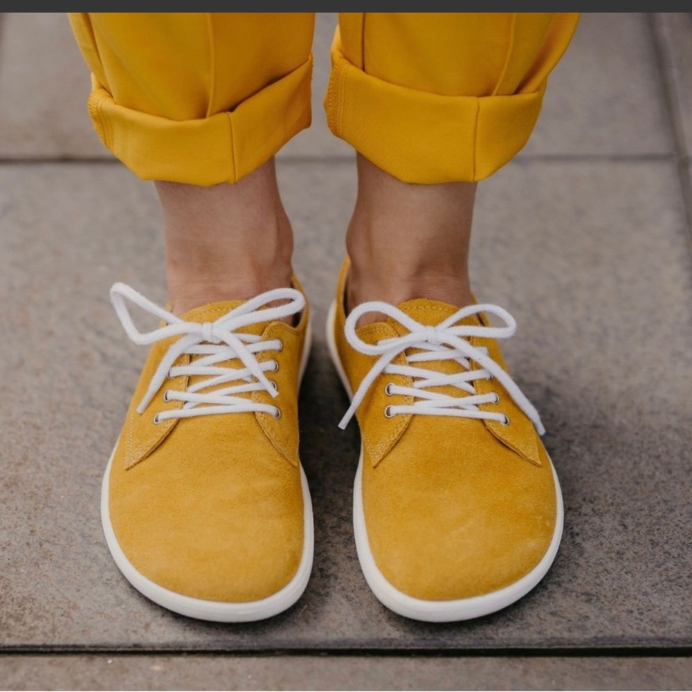 Be Lenka barefoot suede shoes